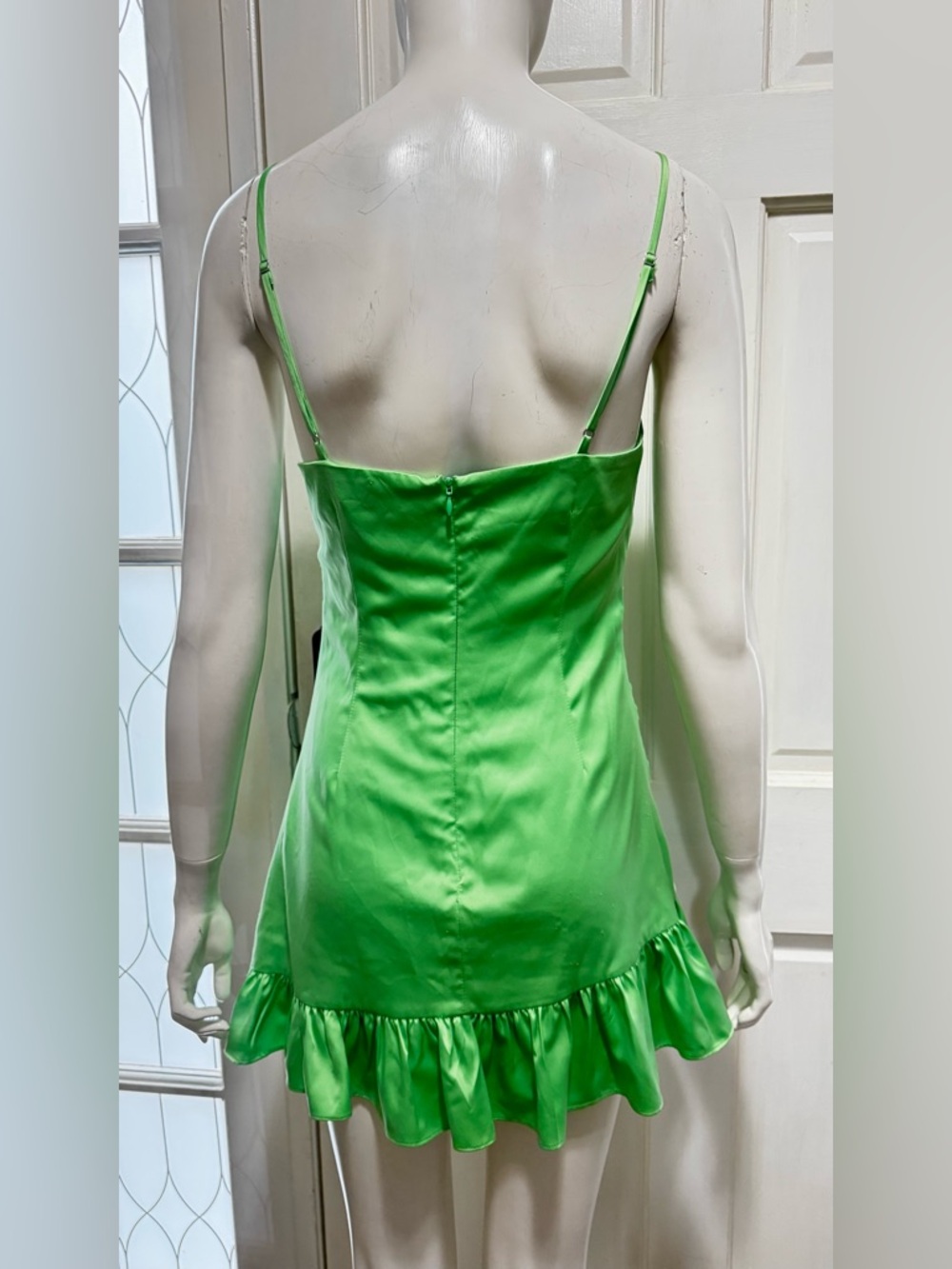 MAJORELLE coquette Bright Green Ruched Ruffle Mini Dress Size Medium A - Picture 4 of 16